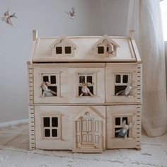 Victorian Dollhouse | Plan Toys | Bee Like Kids Plan Toys Victorian Dollhouse, Poppy Mallow, Kidkraft Dollhouse, Beautiful Dollhouse, Wooden Storage Bins, Wooden Doll House, Nursery Trends, Big Girl Bedrooms, Doll House Plans