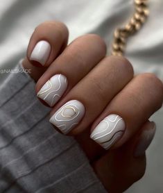 Short gel nails offer a perfect canvas for creating stylish and versatile nail designs that are both practical and beautiful. Gel polish provides long-lasting Short Nail Art, Gel French Manicure, 2023 Nail, Tapered Square Nails, Milky Nails, Short Gel Nails, Classy Nail Designs, Square Nail Designs, Minimal Nails