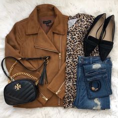 Tan Sweater Jacket Outfit, Dark Brown Moto Jacket Outfit, Brown Faux Leather Jacket For Fall, Chic Brown Biker Jacket For Fall, Tan Jacket Outfit Women, Brown Moto Jacket Outfit, Brown Biker Jacket With Faux Fur Trim For Fall, Tan Suede Jacket Outfit, Tan Jacket Outfit