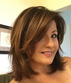 Medium Length Hairstyles, Mom Hairstyles, Shoulder Length Hair Cuts, Brown Blonde Hair, Medium Hair Cuts, Shoulder Length Hair, Light Brown Hair, Short Bob Hairstyles, Medium Length Hair Cuts