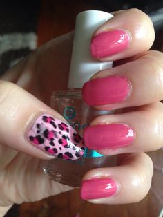 Top coat smudged it :( but pink leopard print nails :P xx Pink Leopard Print Nails, Leopard Print Nails, Print Nails, Pink Leopard Print, Pink Leopard, Top Coat, Leopard Print, Nails, Pink