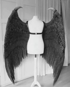 Maleficent Costume Diy, Maleficent Wings, Dark Angel Wings, Maleficent Cosplay, Cosplay Wings, Maleficent Costume, Diy Wings, Wings Costume, Costume Diy