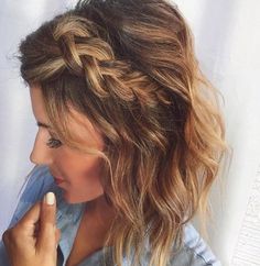 Short hair braid Short Braids, Short Wedding Hair, Braids For Short Hair, Messy Hairstyles, Bobs Haircuts, Bridesmaid Hair, Pretty Hairstyles