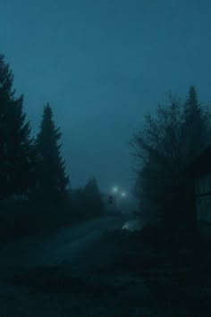 Credits: unsplash.com Eerie Liminal Space, Liminal Space Phone Wallpaper, Liminal Space Fog, Liminal Places Aesthetic, Gloomcore Wallpaper, Night Liminal Space, Liminal Space Aesthetic Nature, Liminal Space Background, Dark Liminal Space Aesthetic