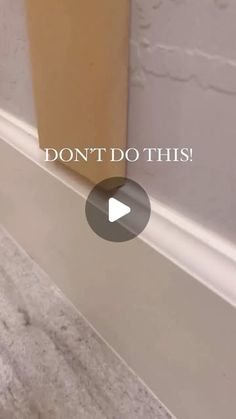 a video demonstrating how to clean the bathroom floor