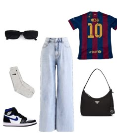 Outfit With Soccer Jersey, Soccer Outfits For Women Fashion, Barcelona Jersey Outfit Women, Barcelona Shirt Outfits, Messi Jersey Outfit, Soccer Outfits For Women, Barca Outfit