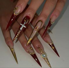 Nails Santa Muerte Nails Acrylic, Red Catholic Nails, Red Stilletos Nails, Stilleto Nails Long Designs, Sharp Nails Design, Pretty Stiletto Nails, Baddie Stiletto Nails, Newest Nail Trends, Royalty Nails