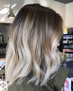 Brown To Bleach Blonde Balayage, Toned Ash Blonde Hair, Short Brunette Balayage Hair Blonde, Medium Hair With Blonde Balayage, Ombre Hair Colour For Short Hair, Bethany Joy Lenz Blonde Hair, Short Hair With Dark Roots And Blonde, Fall Balayage Bronde, Fall Color Melt Hair Blonde