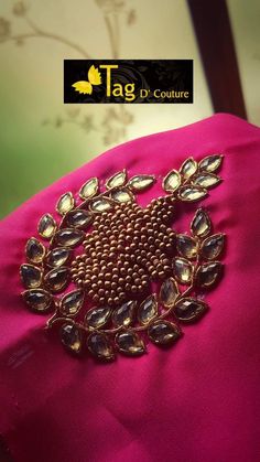 Kundan Embroidery, Buta Design, Maggam Work Designs, Kundan Work, Traditional Blouse Designs, Aari Designs, Aari Blouse, Maggam Works, Blouse Design Images