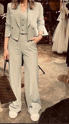 Formal Attire For Women, Formal Suits For Women, Balance Diet, Blazer Outfits Casual, Blazer Outfits For Women, Business Casual Outfits For Women, Fashion Fail