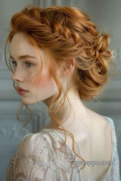 Bride In Braids, Bridgerton Hair And Makeup, Victorian Wedding Hairstyles, Bride With Red Hair, Victorian Wedding Hair, Fantasy Wedding Hairstyles, Red Head Wedding Hair, Red Wedding Hairstyles, Red Hair Bride Wedding