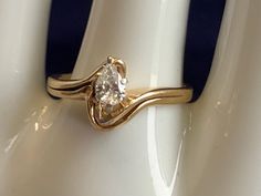 ad eBay - Find many great new & used options and get the best deals for 14K Yellow Gold Diamond Ring 2.75g Fine Jewelry Sz 7.5 Band at the best online prices at eBay! Free shipping for many products! Pear-shaped Single Diamond Ring For Gift, Pear-shaped Single Diamond Promise Ring, 14k Gold Pear-shaped Diamond White Ring, Yellow Gold Pear-shaped Ring With Single Diamond, White Gold Pear-shaped Ring With Single Diamond, Anniversary Pear-shaped Ring With Vs Clarity, 14k Gold Pear-shaped Solitaire Diamond Ring, Classic Pear-shaped Promise Ring, Classic Bypass Ring With Vs Clarity For Anniversary