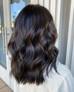 Black Hair Balayage Short Hair, Bayalage Brunette Low Maintenance, Dark Short Hair Ideas, Short Black Hair With Balayage, Brown Balayage On Short Hair, Dark Brown Vs Black Hair, Dark Hair Color Ideas Short, Dark Brown Balayage Hair Chocolates, Chocolate Balayage On Black Hair