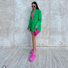 68% Polyester 29% Viscous 3% Elastane Neon Orange Shorts Outfit, Bright Green Shorts Outfit, Chic Green Blazer For Spring, Trendy Green Spring Blazer, Spring Green Blazer, Zara Casual Blazer For Spring, Trendy Green Blazer For Day Out, Zara Casual Blazer For Day Out, Casual Green Blazer For Day Out