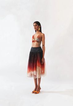 - Concealed hook and zip fastening- Fully lined- Silk organza gathered yoke skirt- 70% cotton 30% silk (lining) Yoke Skirt, Printed Silk Skirt, Contemporary Luxury, Silk Organza, Silk Skirt, Printed Silk, Shop Window, Silk Printing, Lace Skirt