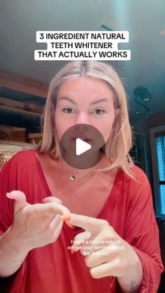 Laura Renaud on Instagram: "TRY THIS TO WHITEN YOUR TEETH NATURALLY! 🙌🏻" How Whiten Your Teeth, How To Whiten Your Teeth, How To Whiten Teeth At Home, How To Whiten Teeth, Whitened Teeth, Diy Teeth Whitening, Whiten Teeth At Home, Natural Teeth Whitening Diy, Natural Teeth Whitening Remedies