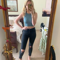 These Pants Are Super Stretchy And Flattering. I’ve Only Worn Them Once So They’re Practically Brand New! Unbuttoned Jeans, Jeans Pacsun, Cute Gym Outfits, Budget Patio, Pacsun Jeans, Fitness Leggings, Leggings Women, Gym Outfits, Jeans Leggings