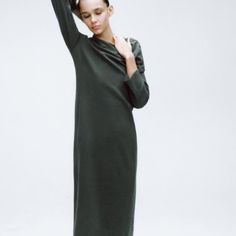 Premium Wool Capsule Collection. Dress With Round Neck And Long Sleeves. Back Zip Closure. 87% Wool. Anthracite Grey. A Bit Stretchy L: Armpit To Armpit 17-18”, Length 49” Xl: Armpit To Armpit 18-19”,Length 49” Zara Maxi Dress For Fall Daywear, Zara Green Maxi Dress For Fall, Pleated Skirts Knee Length, 70s Fashion Dresses, Purple Sweater Dress, Long Sleeve Sweatshirt Dress, Zara Limited Edition, Studded Mini Dress, Wrap Shirt Dress