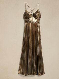 Raggiera Pleated Dress | Banana Republic Gold Summer Dress, Fancy Fits, Disco Dress, Dress Inspo, Guest Dress, Georgette Fabric, Metallic Dress, Soft Grunge, Corset Style