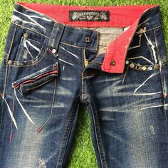 Size 25 Red Pepper Jeans W28xL29 Red Pepper Bootcut Denim Flare Jeans Japanese Embellish Embroidered Jeans, waist 28" Brand: Red Pepper Jeans 100% Cotton,  Made In Korea Size On Tag: 25 waist measurement: 14 in, multiply it by 2. (Waist 28" inches) Follow our guide, Please compare the measurement with your garment. Waist 28" Rise 8" Thighs 20" Hips 35" Inseam 29.5" Length 38" Knee 14.5" Leg opening 19" All measurements are taken with the garment laying flat & doubled. Measurement in inches. Fron Red Denim Bottoms With Five Pockets, Red Denim Flare Jeans For Spring, Spring Red Denim Flare Jeans, Red Straight Leg Jeans, Fitted Red Jeans, Red Fitted Mid-rise Jeans, Fitted Mid-rise Red Jeans, Fitted Vintage Red Jeans, Red Fitted Vintage Jeans