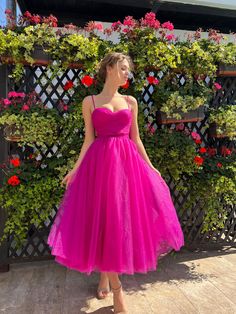 Tulle Gown Prom, Tea Length Tulle, Designer Midi Dresses, Vintage Prom, Party Kleidung, Prom Dresses Vintage, Tulle Gown, Short Prom