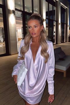 Short Hair Transformation, Night Out Hairstyles, Ruched Shirt Dress, Out Hairstyles, Ruched Shirt, Going Out Hairstyles, Blonde Hair Looks, Plunge Dress, Love Island