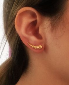 Gold circles ear climber, 14 karat gold plated Ear Climber Earrings, Ear Climbers, Golden Earrings, Ear Crawlers, Ear Sweep, Long Earrings Made of 14 karat gold plated brass. You can order it as a pair or as a single one. Gold Plated Ear Climbers As Gift, Gold Plated Single Ear Climber As Gift, Gold 14k Everyday Ear Climbers, Minimalist Yellow Gold Plated Ear Climbers, Dainty Gold-plated Single Ear Climber, Gold-plated Yellow Gold Ear Climbers, Dainty Gold-plated Ear Climbers, Ear Sweeps, Ear Climber Earrings