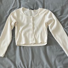 Brand New Zara Longsleeve/Cardigan Top (It Says Size L But I’m Usually A Size Xs/A And It Fits A Little Loose!) Cutest Zara Tops, Zara Long Sleeve Tops In Solid Colors, Cream Button-up Tops For Layering, Zara Cream Long Sleeve Tops, Basic Cream Tops For Fall, Basic Cream Fall Tops, Zara Long Sleeve Cream Cardigan, Casual Cream Cardigan By Zara, Casual Cream Zara Cardigan