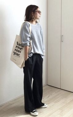 Casual Chique Stijl, Outfits Primavera, Minimalist Moda, Slouchy Pants, Mode Casual, Pinterest Fashion