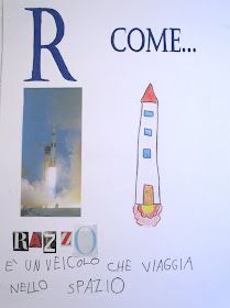 a sign with an image of a rocket and the words razo written in spanish