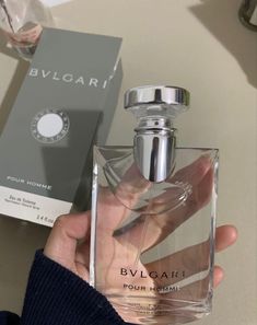 Bvlgari Pour Homme, Koleksi Parfum, Versace Perfume, Perfume Collection Fragrance, Perfume Scents, Perfume Lover, Perfume Design, Bath And Body Care, Best Perfume