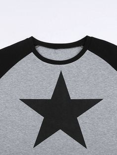 ⚡️Free Shipping 2022 Vintage Star Y2K Long Sleeve Tee Gray S under $24.00 in Tops&Tees at AnotherChill.com Online. Style: Casual/Street/Vintage/Sweet/Y2K/Preppy. Fabric Content: Polyester, Spandex. Fit Type: Regular fit. Neckline: Crew Neck. Sleeve Length: Long Sleeve. : Star patterns are so in right now, back to school with these trendy y2k preppy long sleeve tees. Cutting to a relaxed silhouette, features a star pattern to the front, with contrast raglan long sleeves detailing, we're obsessed. Clothes Y2k, Star Long Sleeve Shirt Y2k, Star Long Sleeve Shirt, Y2k Long Sleeve T-shirt For Streetwear, Black Y2k Long Sleeve Sweatshirt, Grunge Crew Neck T-shirt With Star Print, Moda Grunge, Preppy Tee, Vintage Star