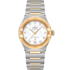 Discover the elegant style of the Constellation Constellation Steel - yellow gold watch (Ref. 131.20.29.20.55.002), and buy it online on the official OMEGA® Website! Take advantage of the full, certified OMEGA® experience for your online purchase and enjoy the performances and authentic style of this timepiece. Omega Co Axial, Omega Ladies, Golden Hands, Omega Watches, Omega Constellation, Rose Gold Case, Two Tone Watch, Gold Hands, Rose Gold Watch