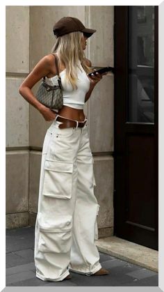 Dinner Outfit Casual, Streetwear Spring, Look Boho Chic, Latina Outfits, Look Legging, Downtown Outfits, Skandinavian Fashion, Nashville Outfits, Outfit Inspo Casual