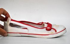 skechers summer beach flip flops slides size eu 38 uk 5 us 7 vintage summer flats red white shoes Ballerinas loafers slides mocassins ballet --------------------------------------------------------------------------------------------- Vintage original Skechers summer flats good used condition Summer essentials, Great looking Design with scratch clip and rubber part in front. see all the details and also under sole Brand : Skechers Model: Cali MADE IN China see images for details Sole is approx 1 Slip-on Low-top Summer Sandals, Summer Slip-on Low-top Sandals, Summer Open Toe Sneakers With Rubber Sole, Sporty Low-top Sandals For Spring, Summer Cushioned Closed Toe Sneakers, Vintage Summer Sneakers With Round Toe, Vintage Round Toe Sneakers For Summer, Vintage Low-top Summer Sneakers, Vintage Low-top Sneakers For Summer