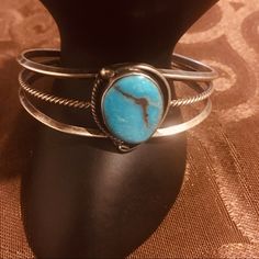 Vintage Navajo Sterling Silver Turquoise Cool Cuff Bracelet. Very Good Vintage Condition Vintage Navajo, Silver Blue, Silver Turquoise, Turquoise Sterling Silver, Womens Jewelry Bracelets, Blue And Silver, Cuff Bracelet, Turquoise Bracelet, Jewelry Bracelets