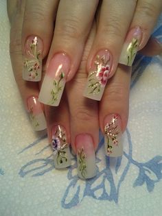 Nail Roses Design Flowers, American Manicure With Design, Natural Square Acrylic Nails, Nail Ideas Floral, Early 2000s Nails, Emo Y2k Nails, Manicure Clear, Wild Nails, American Manicure