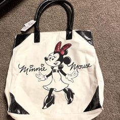 Never Used Minnie Mouse Bag Trendy Minnie Mouse School Bag, White Minnie Mouse Bag For Daily Use, Disney Minnie Mouse White Bag, Cute Mickey Mouse Bags For Travel, Cute Minnie Mouse Bags For Everyday Use, Cute Minnie Mouse Bags For Disney Trips, Cute Minnie Mouse Travel Bag, Disney Satchel Bag For Everyday Use, Cute Mickey Mouse Bags For Disney Trips