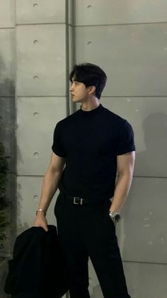 Men Model Reference, Outfits Aesthetic Men Black, Tall Masculine Men, Standing Pose For Men, Aesthetic Asian Men Outfits, Kdrama Ceo Outfit Men, Boy Types Guys, Bad Boy Outfits Men, Black Shirt Outfit Men Aesthetic