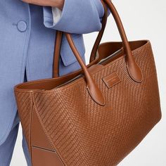 London Woven Leather Tote Bag in Tan Woven Leather Woven Leather Tote, Leather Designs, Luxury Leather Bag, Work Handbag, Best Purses, Aspinal Of London, Billfold Wallet, Rfid Wallet, Wallet Gifts