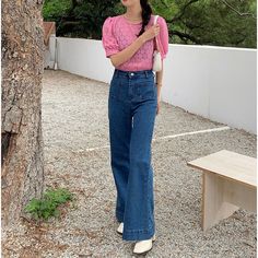 Cami Outfit, Wide Leg Jeans Outfit, Womens Flare Jeans, Bell Pants, Trouser Outfit, Cropped Wide Leg Jeans, Long Trousers, Cuffed Pants, Wide Jeans