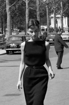 Audrey Hepburn Style Outfits, Audrey Hepburn Outfit, Audrey Hepburn Style, Hepburn Style, Look Retro, Stil Elegant, Outfit Trends, Stevie Nicks, Moda Vintage