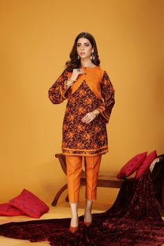 Ittehad K1805B 2PS GDN Fall Winter 2021 Dress Sewing Tutorials, Pakistani Designer Suits, Designer Dresses Casual, Lawn Suits, Stylish Dress Book, Pakistani Dress Design, Pakistani Designers, Indian Fashion Dresses, Pakistani Outfits