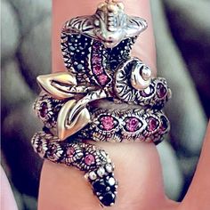 Stunning Barbara Bixby Rings, Pink Garnet, Black Sapphire, 5 Rings, Sapphire Color, Bling Bling, Womens Jewelry Rings, Garnet, Sapphire