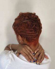 i.nandos on ig Ginger Pixie, Red Pixie Haircut, Pixie Cut Black Women, Finger Waves Short Hair, Black Women Short Hairstyles, Short Natural Curly Hair, Red Pixie, Haircut Inspo, Twa Hairstyles