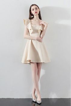 Shop Champagne Short Homecoming Dress Aline with Flounce online. SheProm offers formal, party, casual & more style dresses to fit your special occasions. Champagne Party Dress, Dusty Pink Bridesmaid Dresses, Halter Party Dress, Gaun Fashion, Champagne Dress, Party Dresses Online, Short Party Dress, Dress Homecoming, Short Homecoming Dress