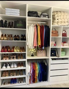 an organized closet with shoes, handbags and purses