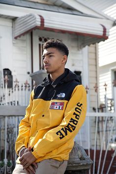 supreme-north-face-ss14-2 Supreme Clothing, Hypebeast Fashion, Top Streetwear Brands, Urban Clothing, Fashion Friday, Custom Suit, Street Wear Urban, Streetwear Outfit, North Face Jacket