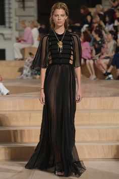 Défilé Valentino Automne-hiver 2015-2016 Ruin Wedding, Valentino 2015, Music Challenge, 2015 Couture, 2016 Couture, Valentino Haute Couture, Collection Couture, Valentino Couture, Valentino Women