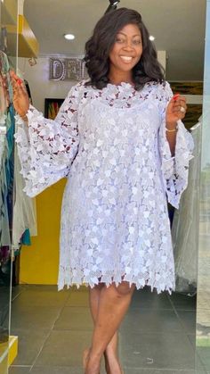 Ruffle Suit, White Lace Dress Short, Lace Dress Classy, African Fabric Dress, Solid Midi Dress, Short African Dresses, Lace Gown Styles, Lace Dress Styles